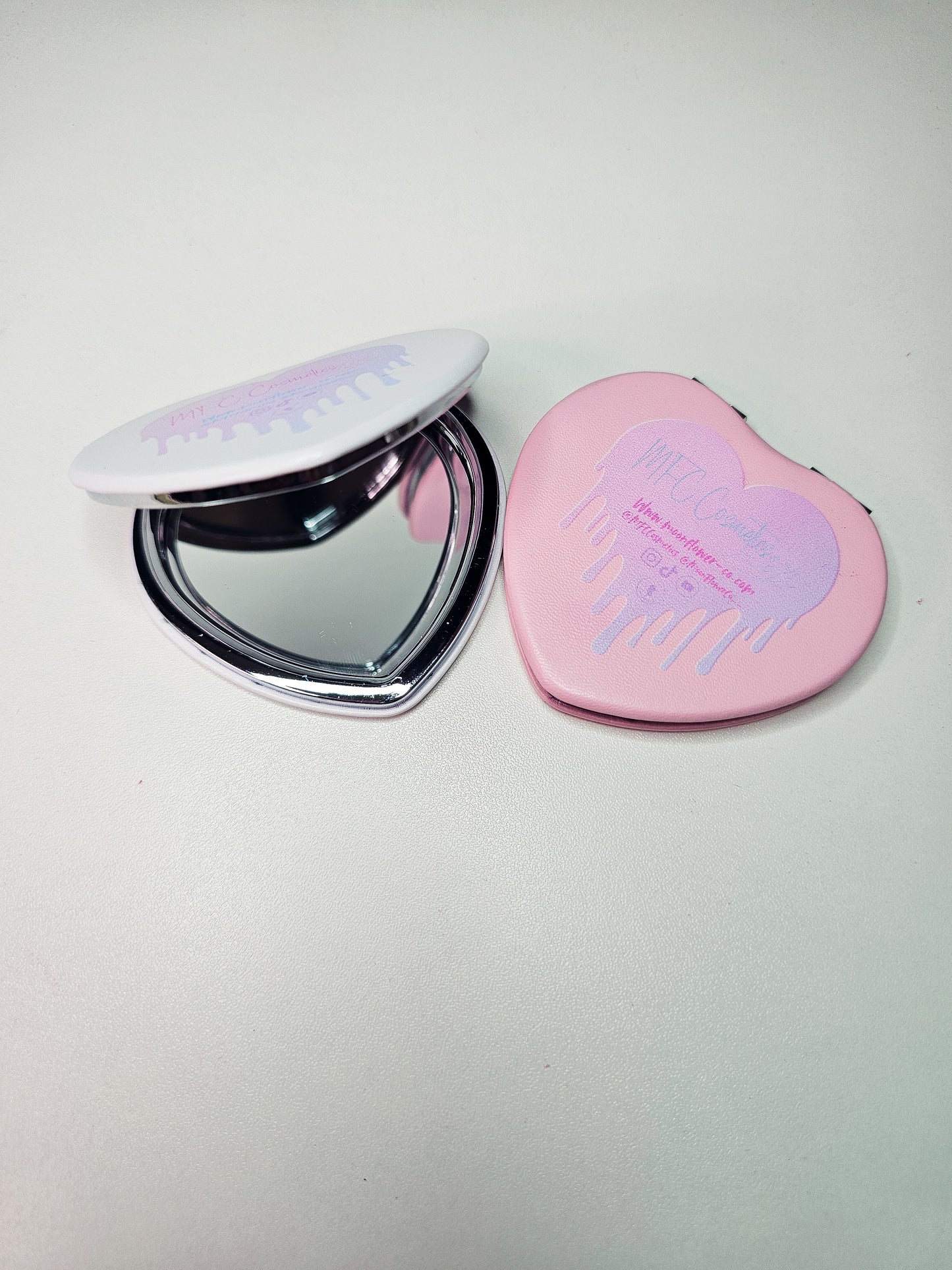 Heart Handheld Mirror